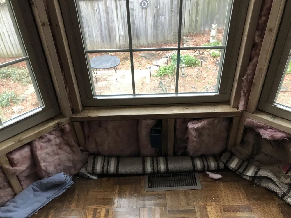 Slide of Tommy's Roof & Gutter Cleaning Service