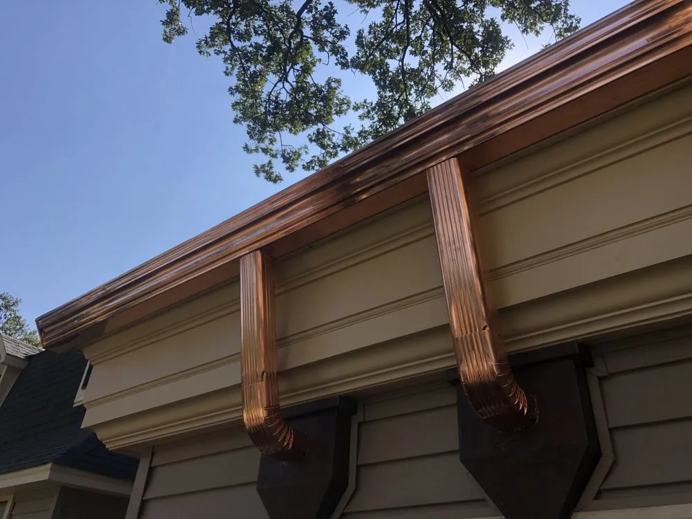 Slide of Tommy's Roof & Gutter Cleaning Service