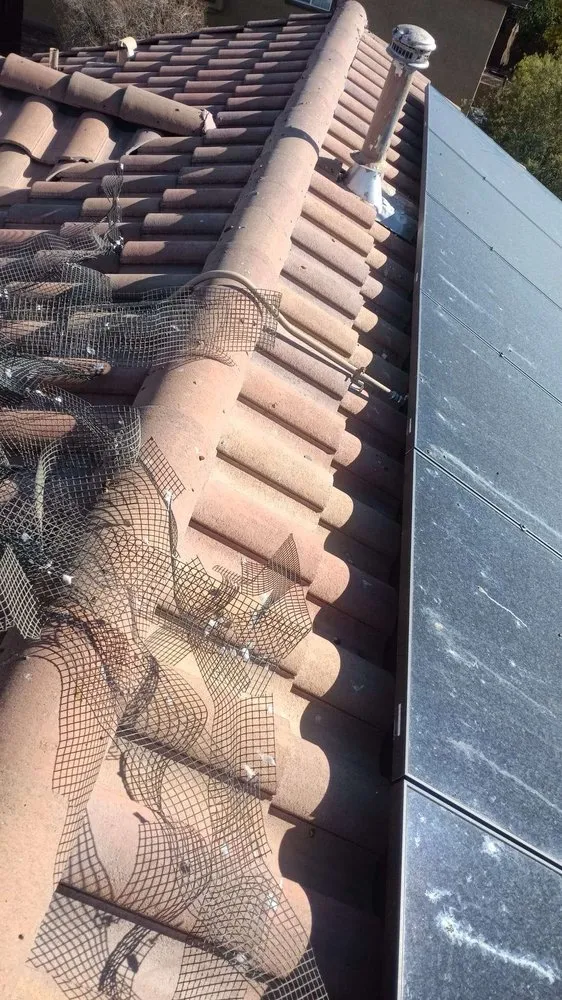 Slide of Tommy´s Roofing