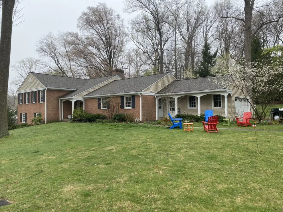 Slide of Tom's General Contracting