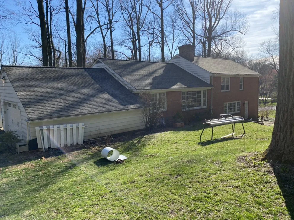 Slide of Tom's General Contracting