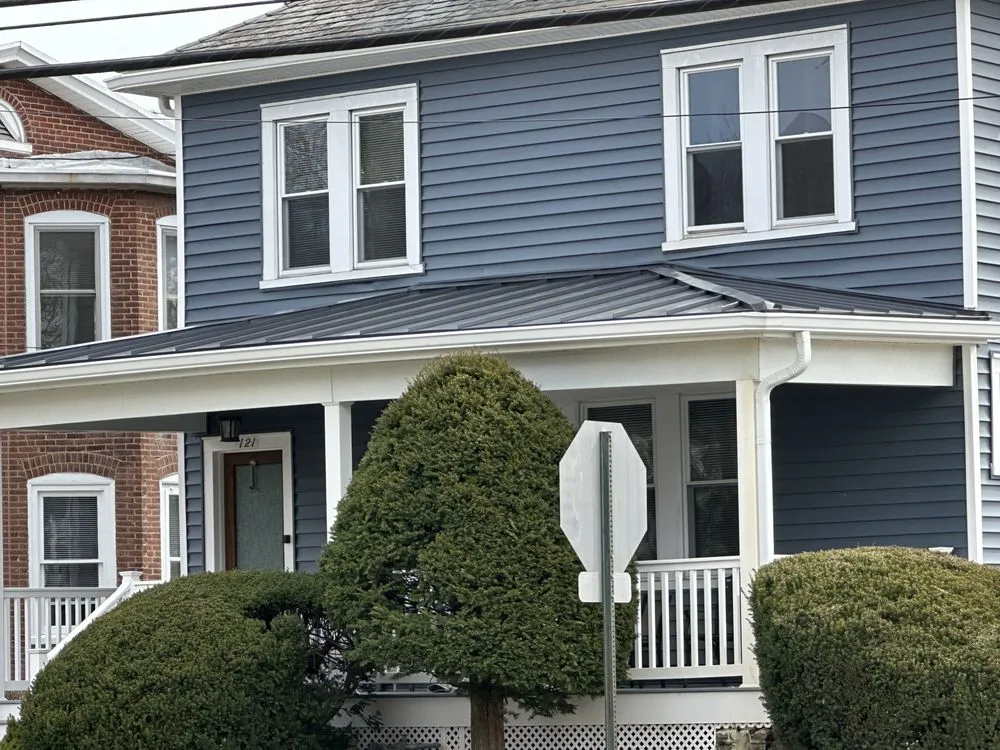 Slide of Tom's General Contracting