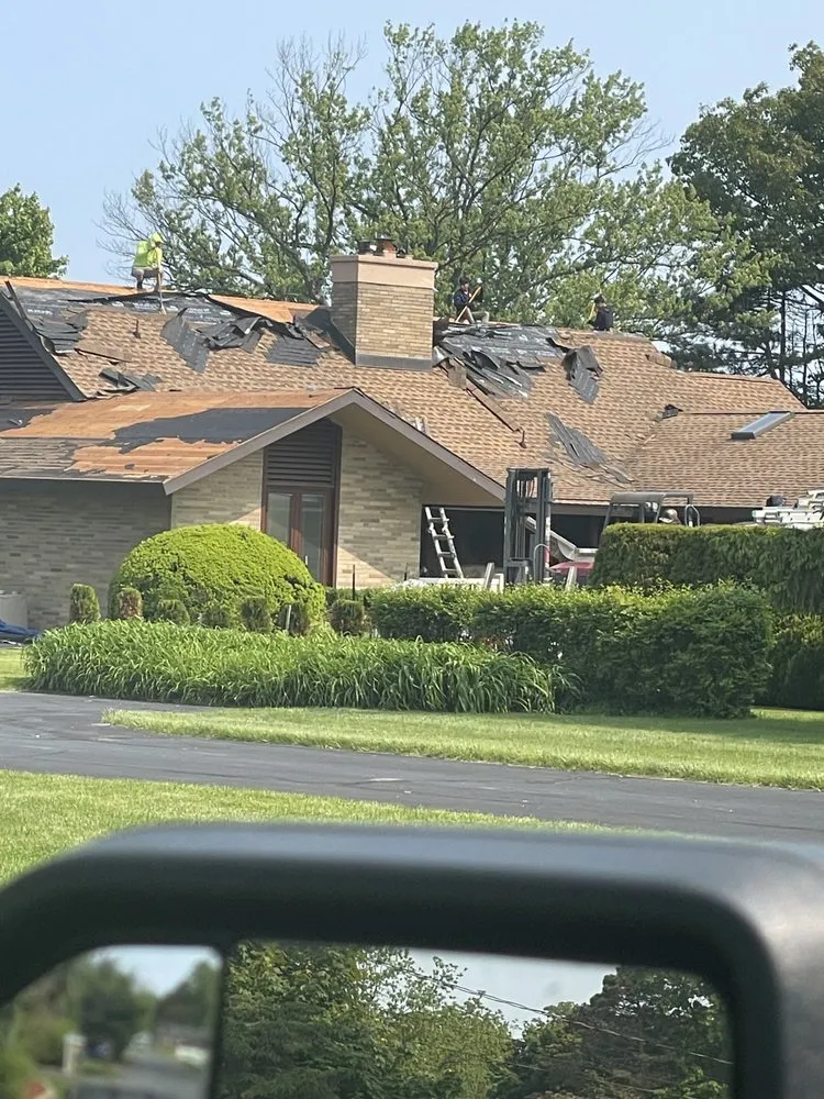 Slide of Tonny Contractor