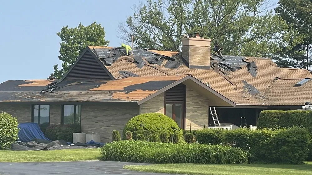 Slide of Tonny Contractor