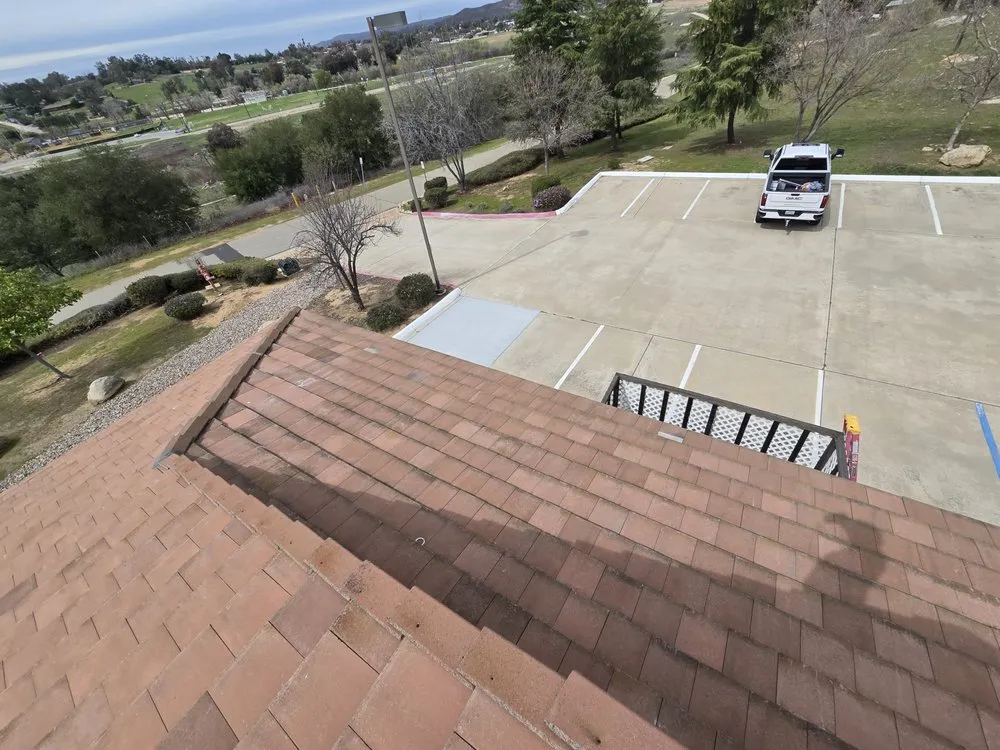 Slide of Tonty Roofer