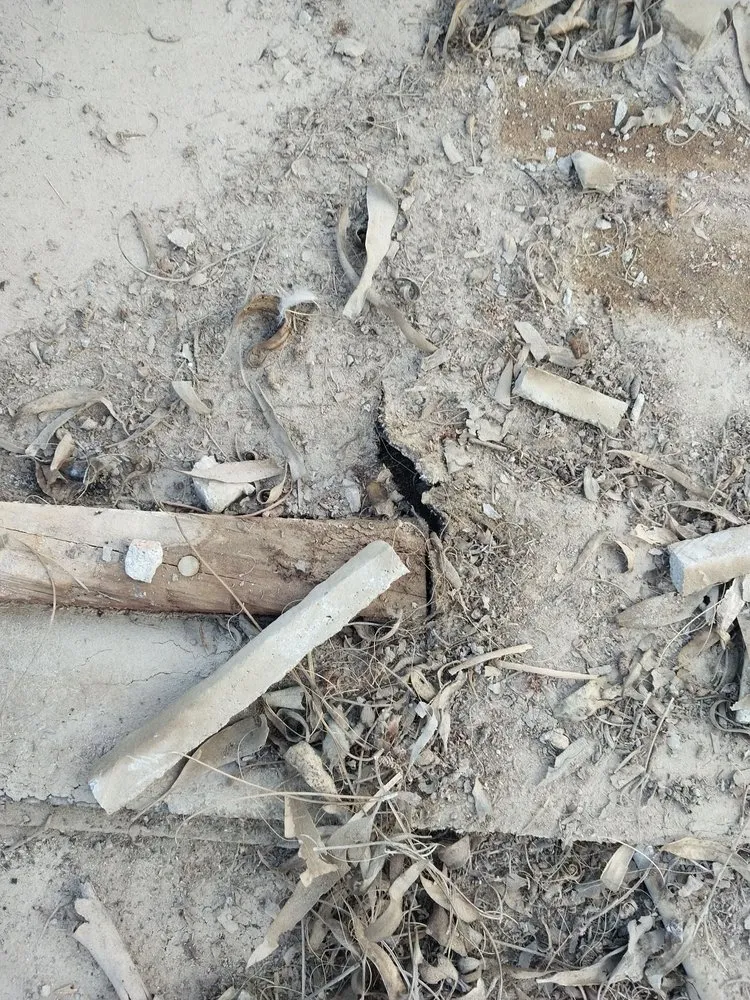 Slide of Tony's Roofing