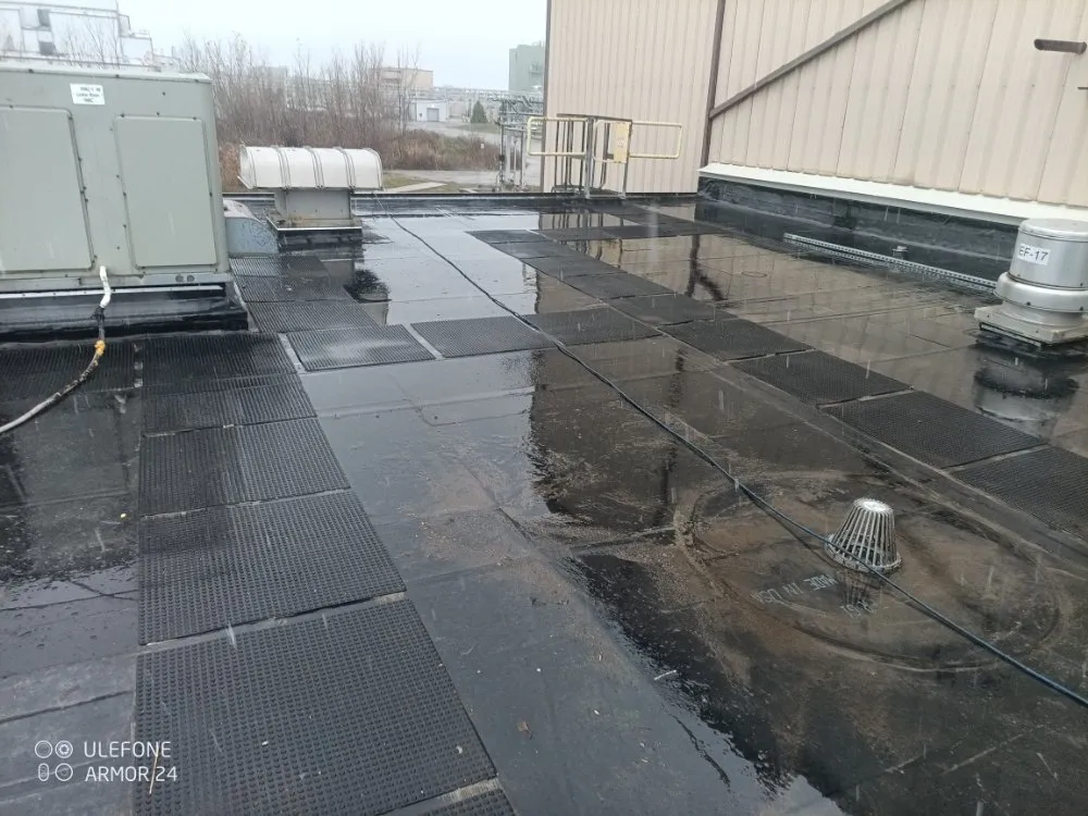 Slide of Tony's Roofing Service