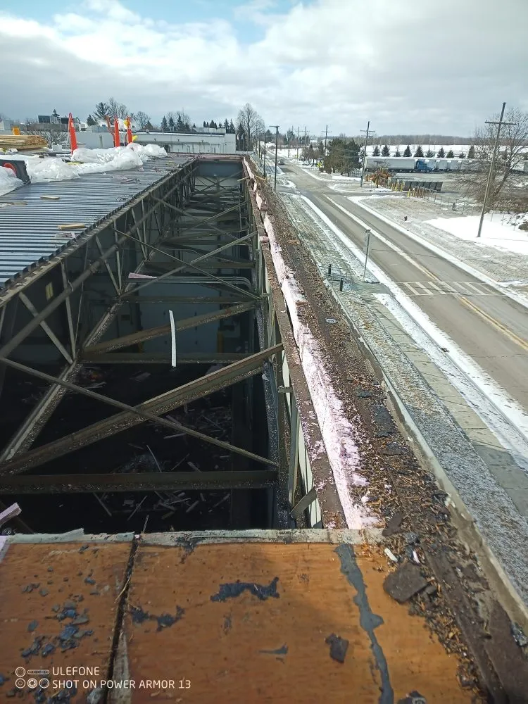 Slide of Tony's Roofing Service