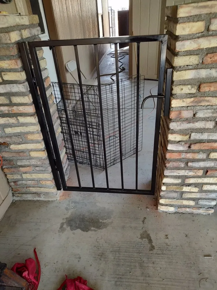 Slide of Tony's RV Repair and Welding