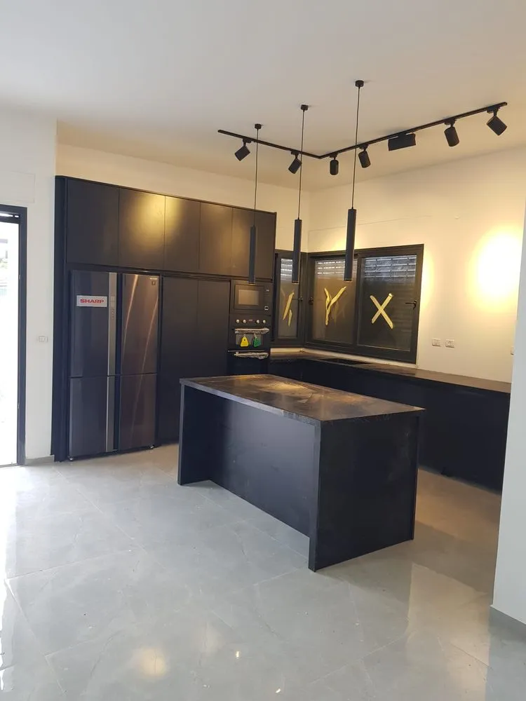 Slide of Top Builders