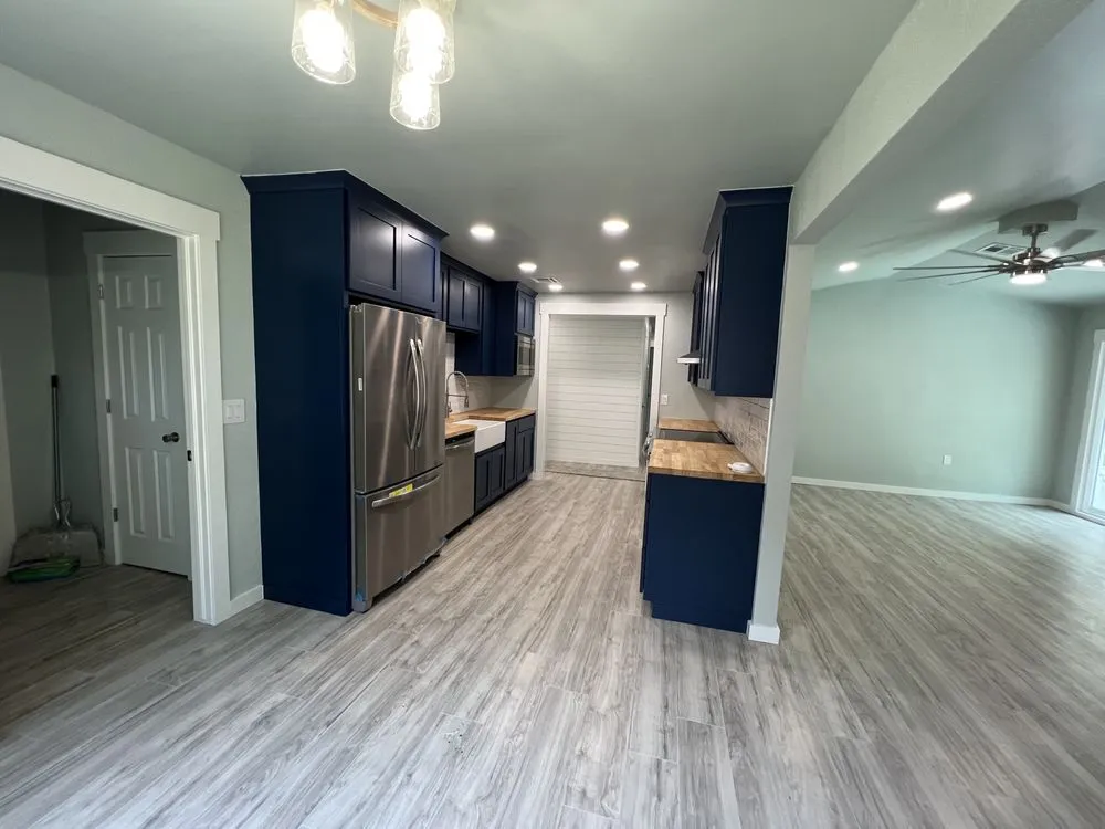 Slide of Top Choice Roofing & Construction