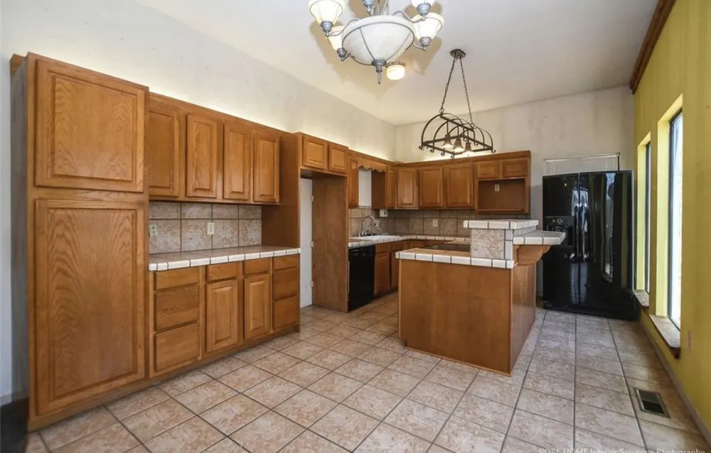 Slide of Top Choice Roofing & Construction