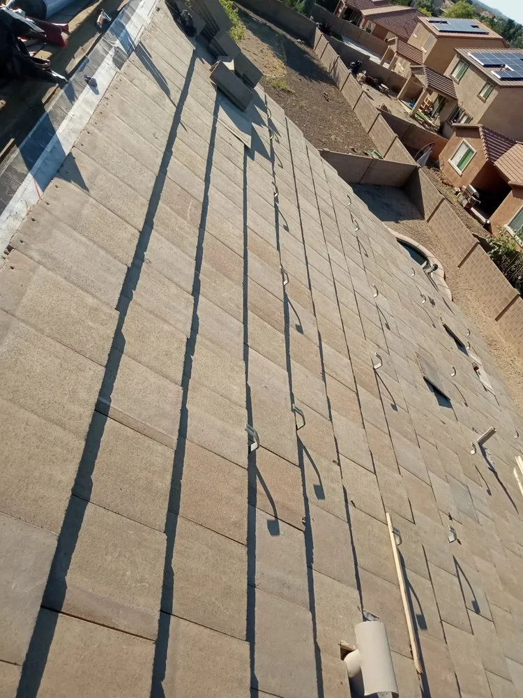 Slide of Top Dawg Roofing