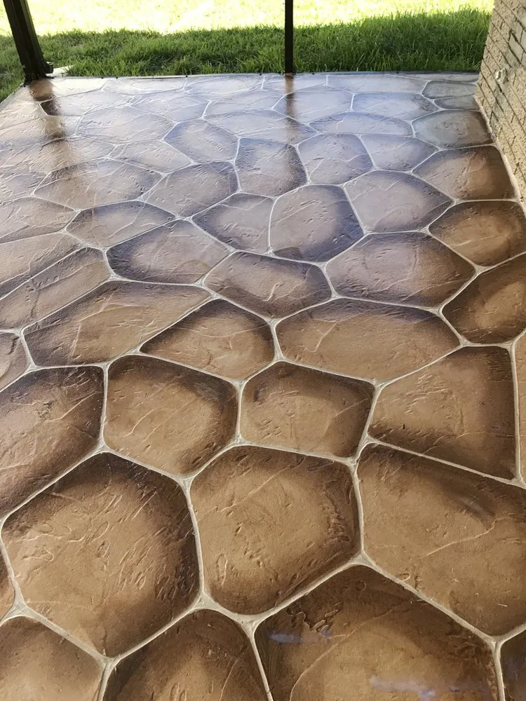 Slide of Top Dog Pressure Cleaning & Sealing Service