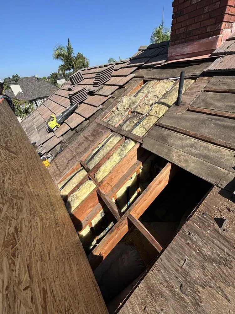 Slide of Top dog Roofing