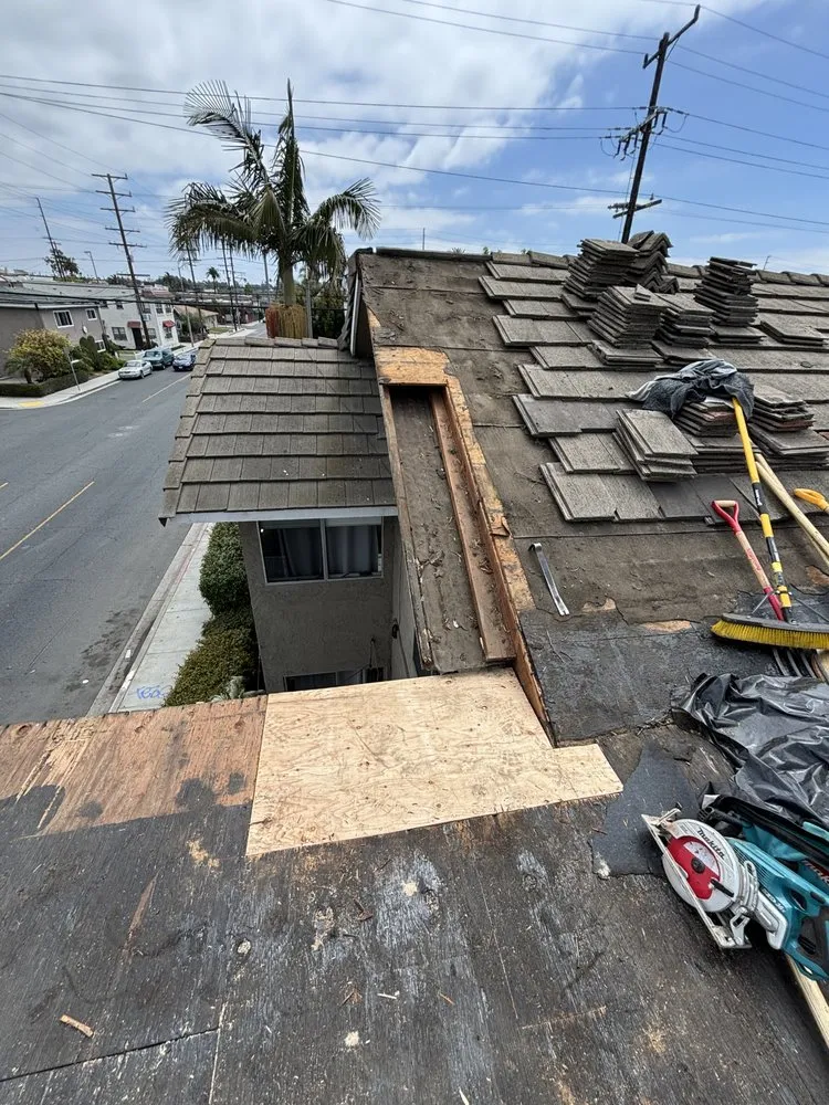 Slide of Top dog Roofing