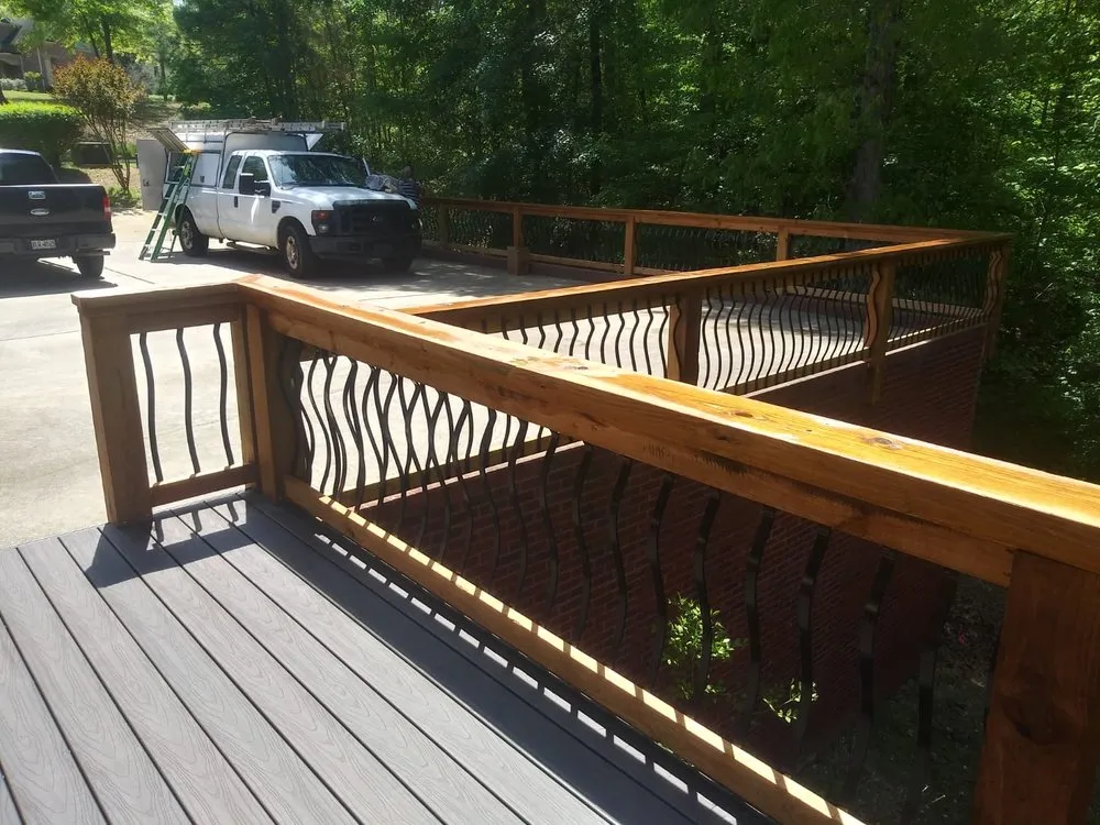 Slide of Top Edge Roofing and Construction