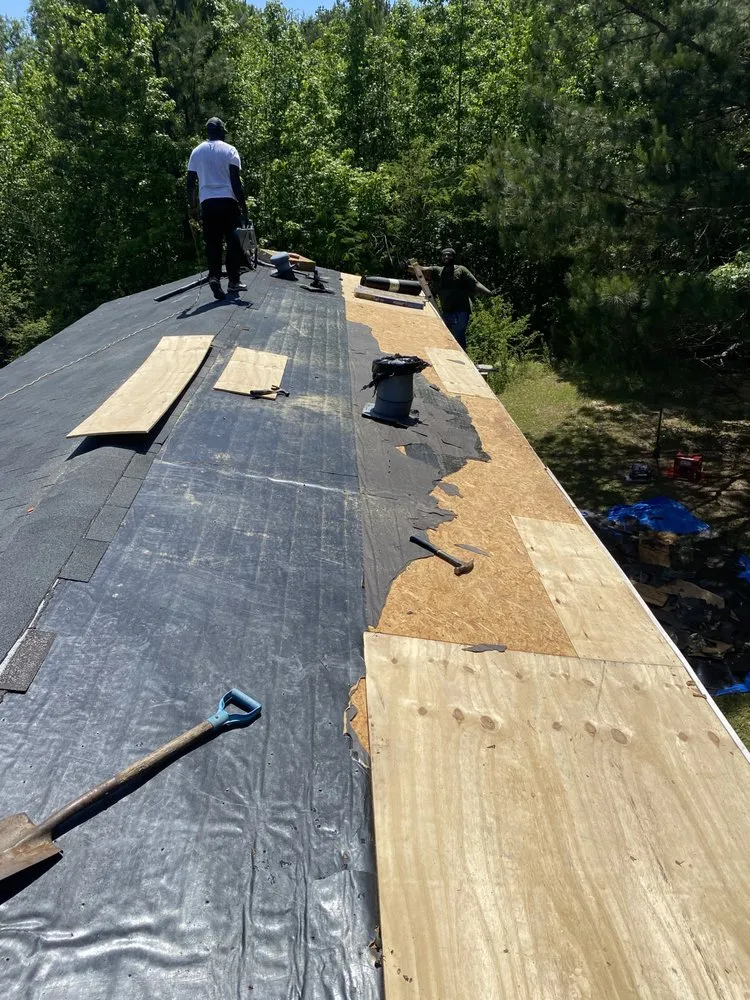 Emergency roof inspection experts serving Pineland, SC - Top Flight Roofing and Contruction