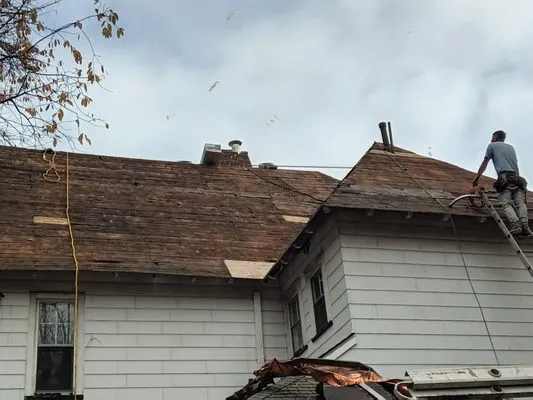 Top Flight Roofing Logo