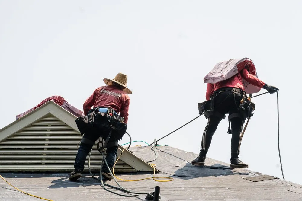 Slide of Top Flite Roofing