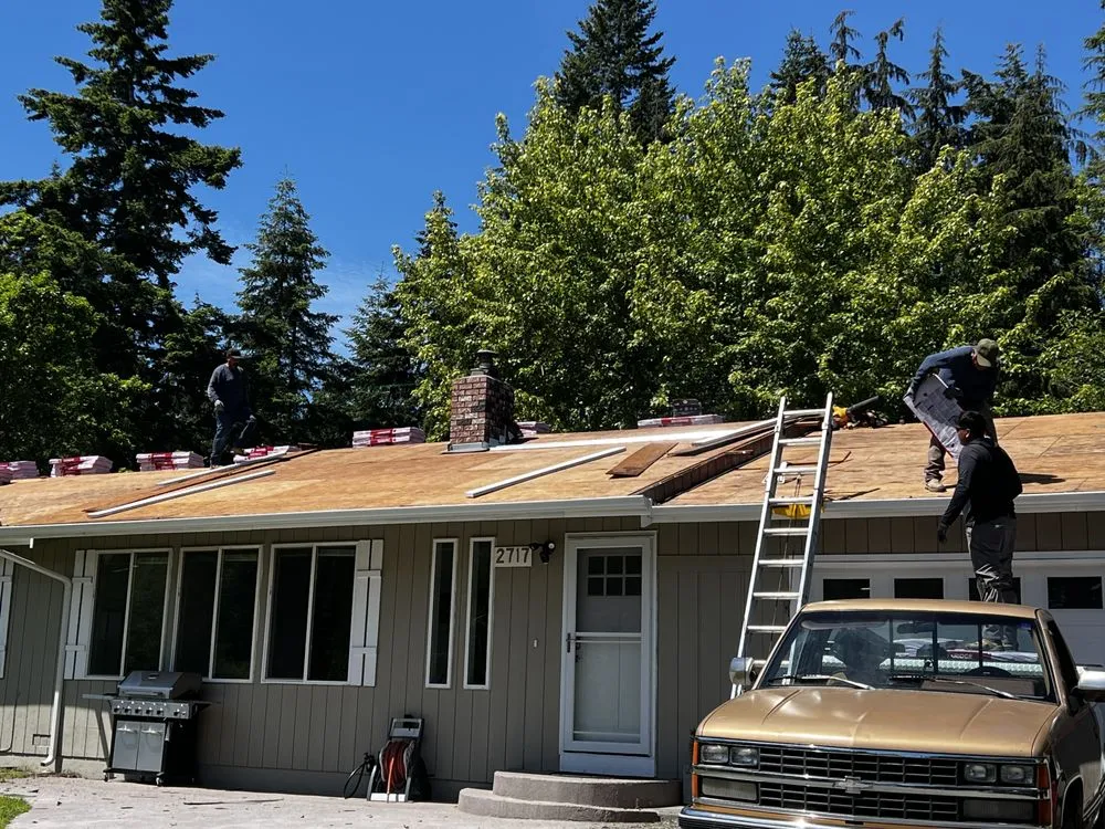 Slide of Top Gun Construction & Roofing