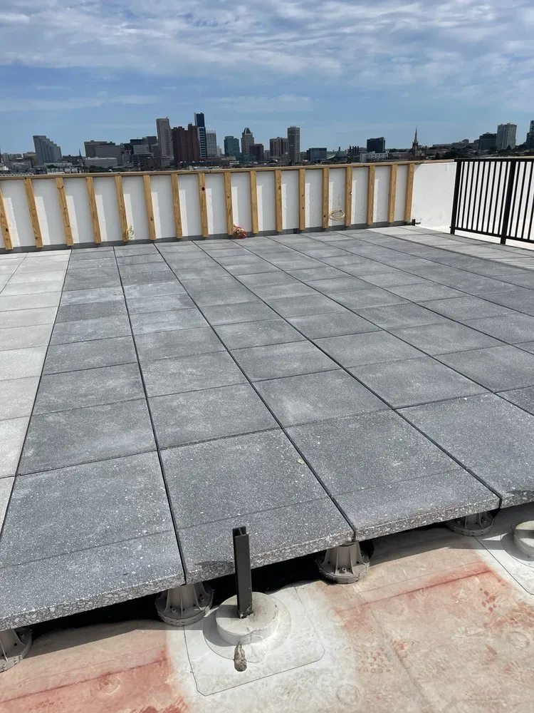 Slide of Top Hold Contractors