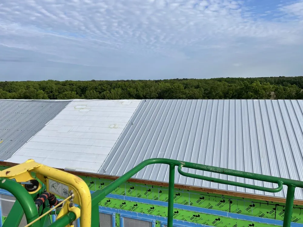 Slide of Top Hold Contractors