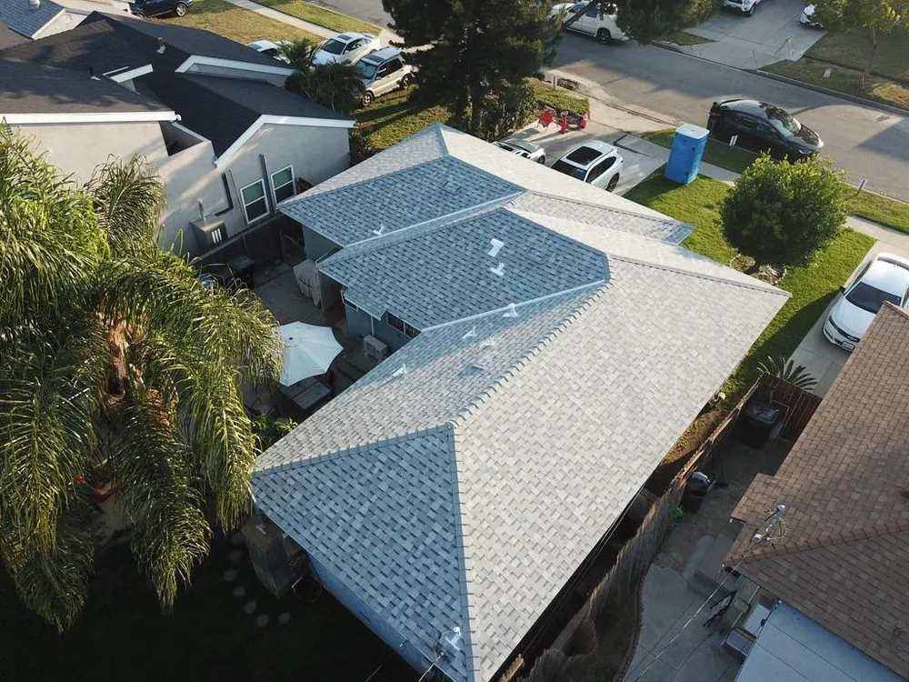 Slide of Top Home Roofers