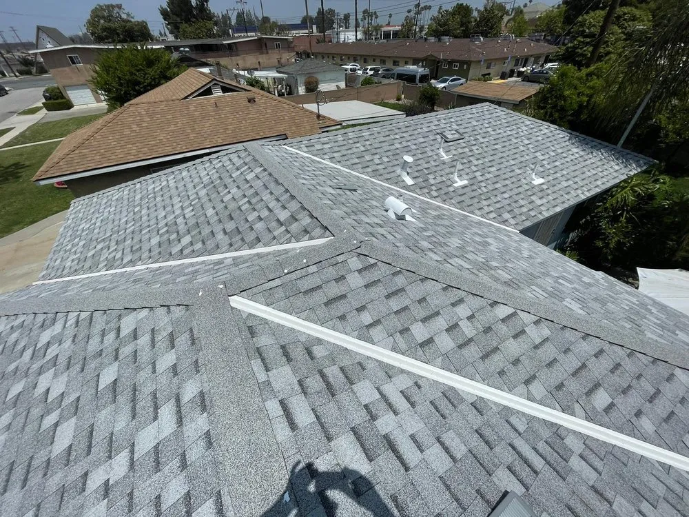 Slide of Top Home Roofers
