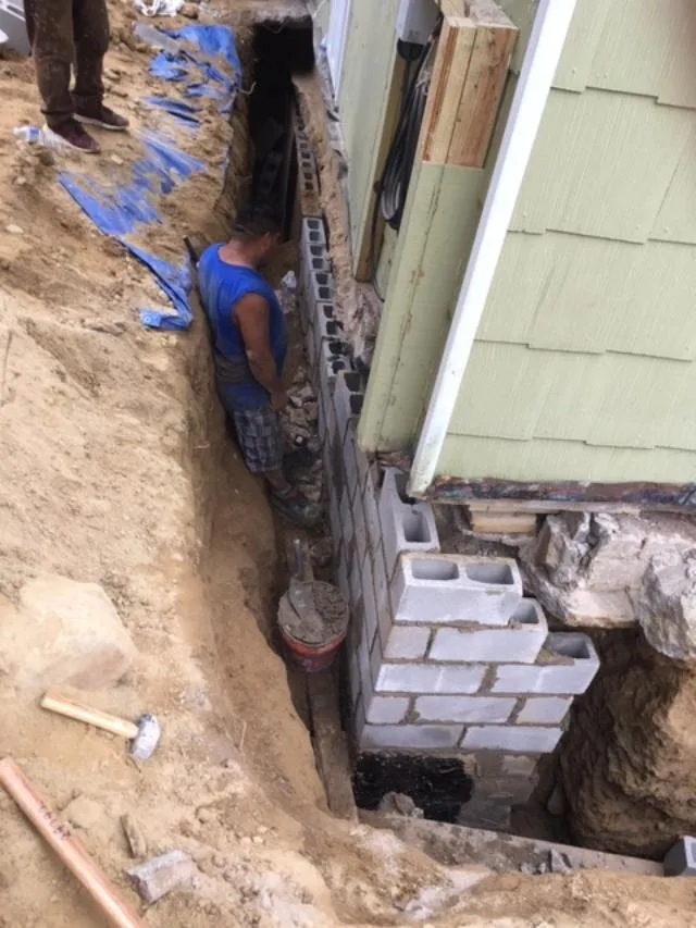 Slide of Top-Notch Construction Company