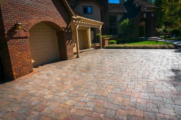 Slide of Top Notch Construction