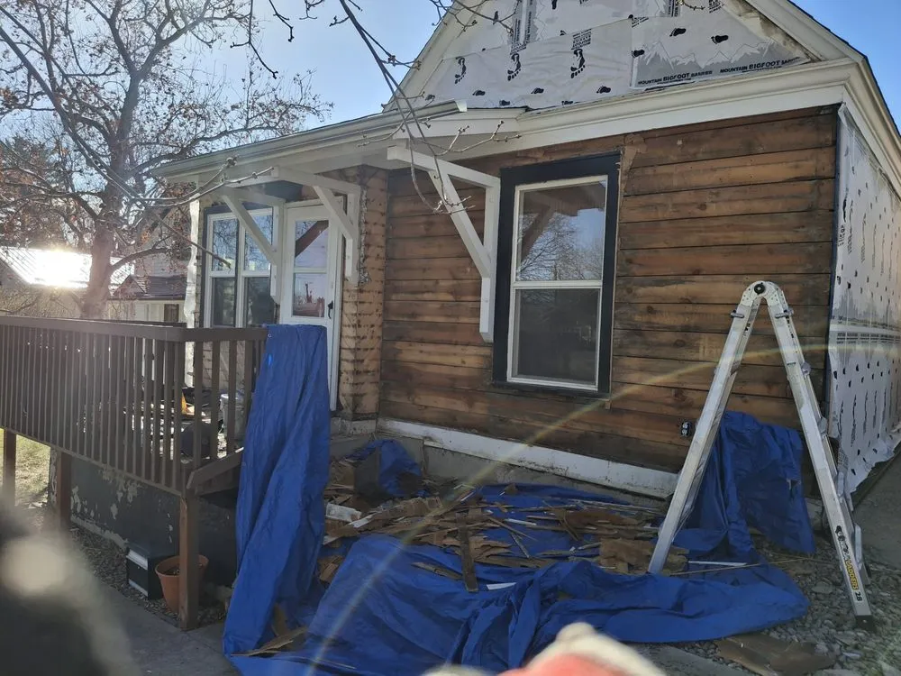 Slide of Top Notch Exteriors