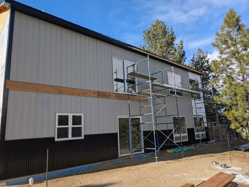 Slide of Top Notch Exteriors