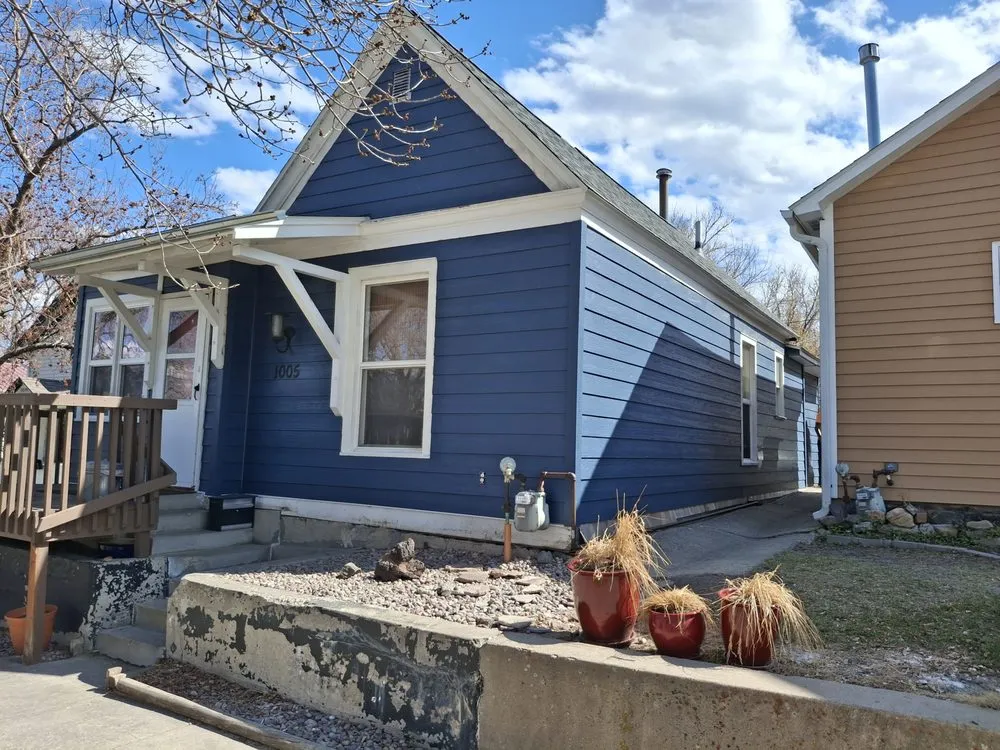 Slide of Top Notch Exteriors