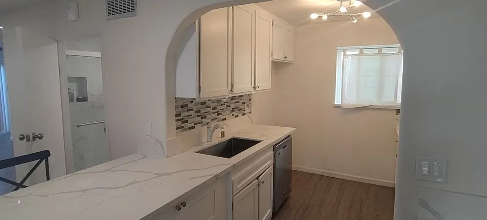 Slide of Top Notch Handyman Services