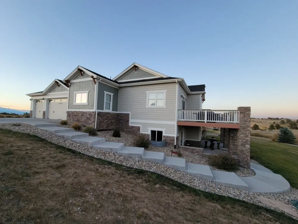 Slide of Top Notch Painting & Siding