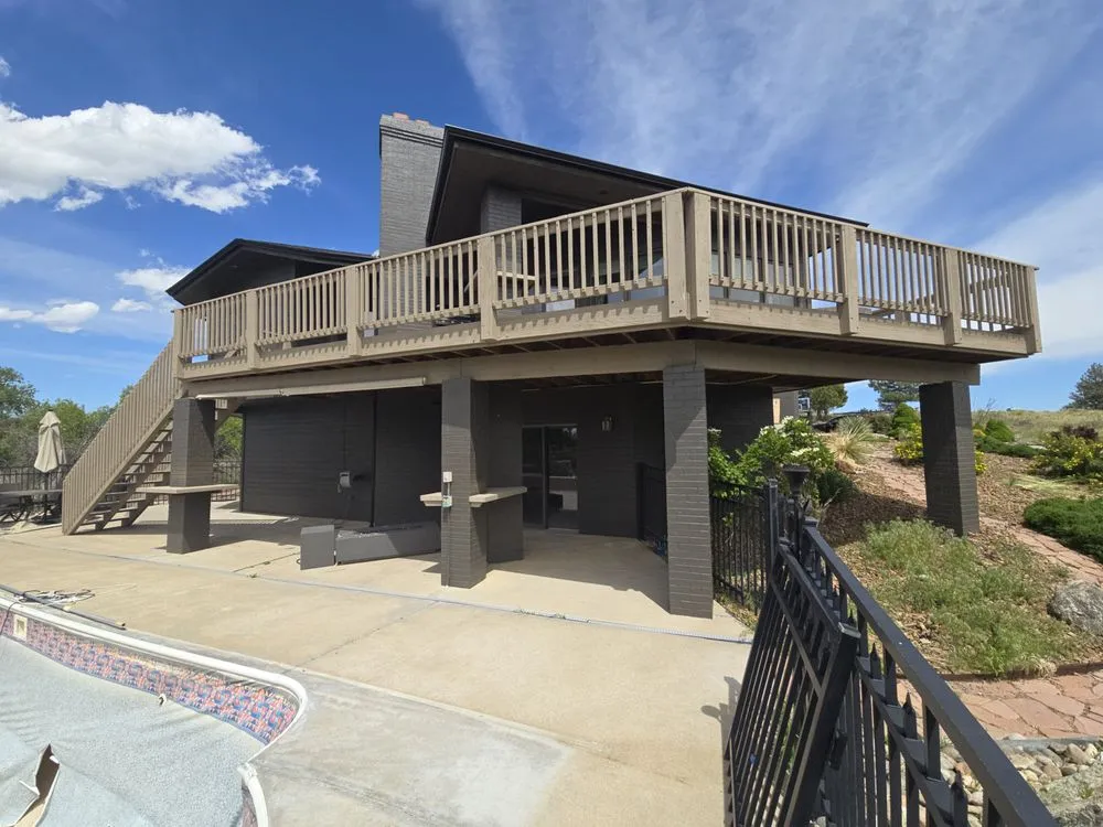 Slide of Top Notch Painting & Siding