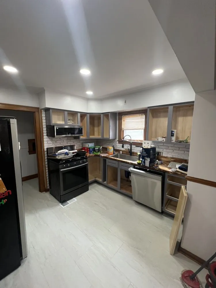 Slide of Top Notch Painting