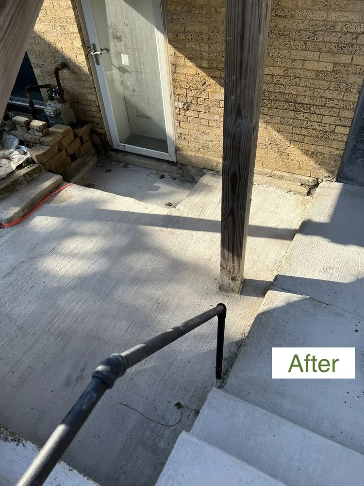 Slide of Top Notch Roofing & Construction