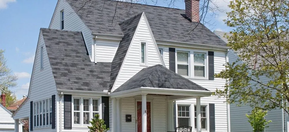 Slide of Top Notch Roofing & Exteriors