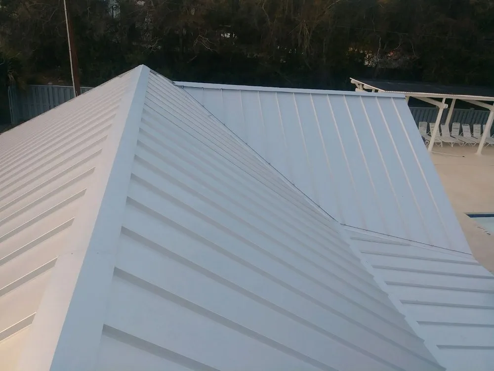 Slide of Top Notch Roofing & Exteriors