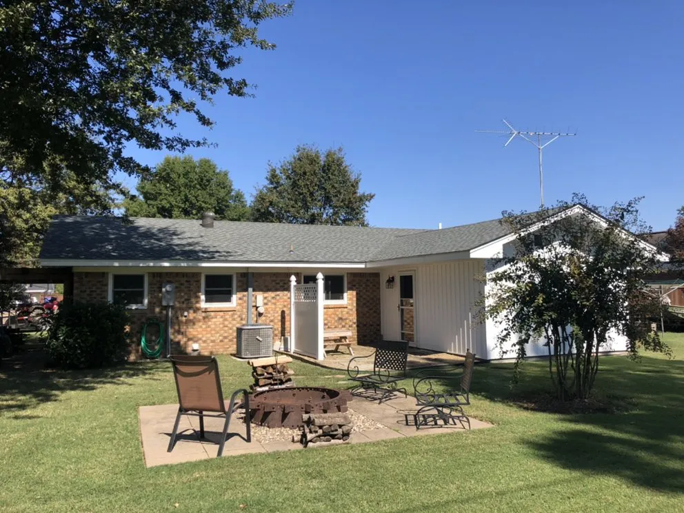 Slide of Top Notch Roofing & Remodeling