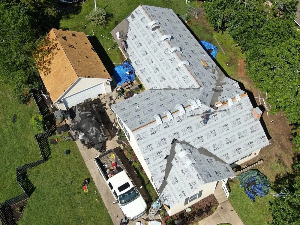 Slide of Top Notch Roofing