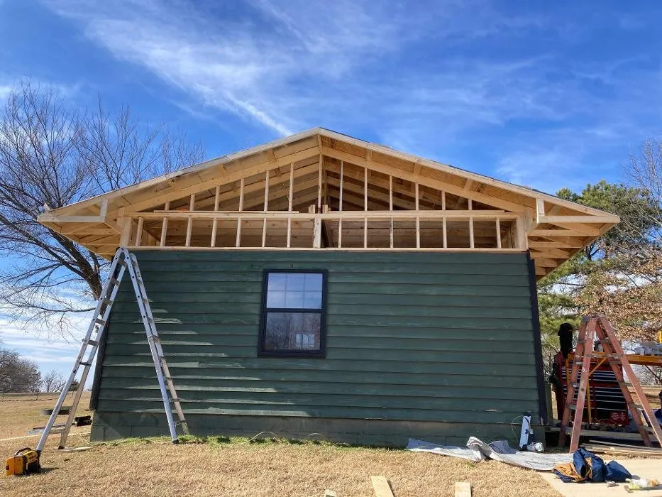 Slide of Top Notch Roofing