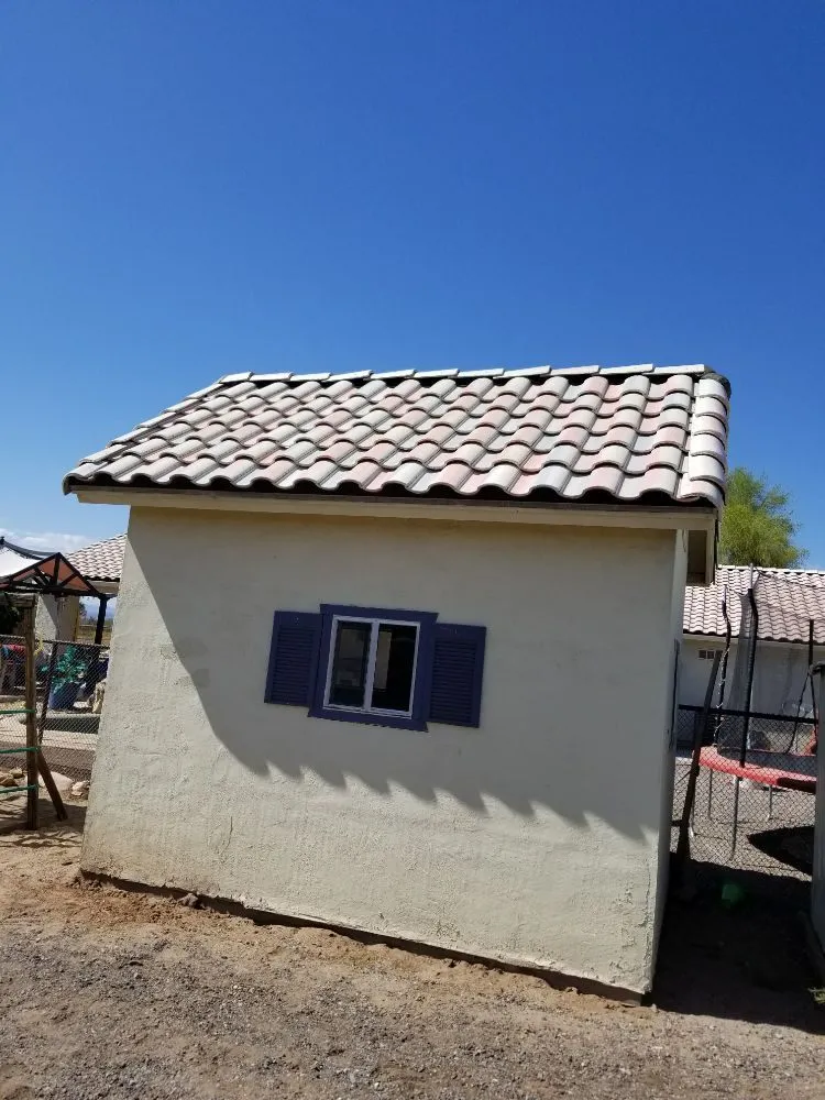 Slide of Top Notch Roofing