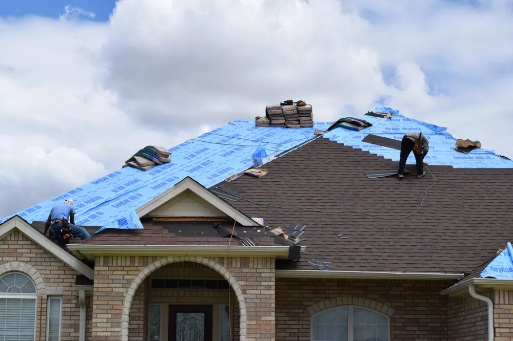Slide of Top Notch Roofing