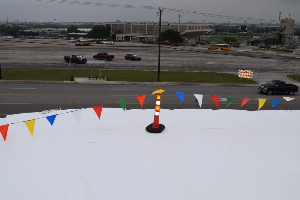 Slide of Top Notch Roofing