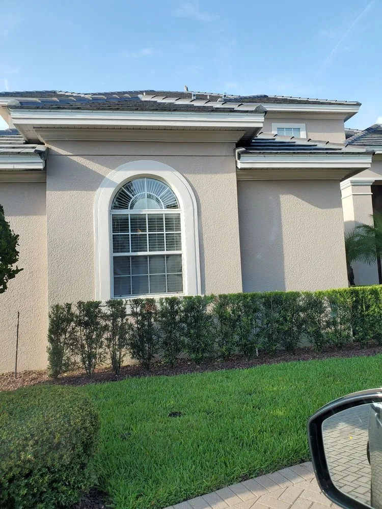 Slide of Top Notch Roofing