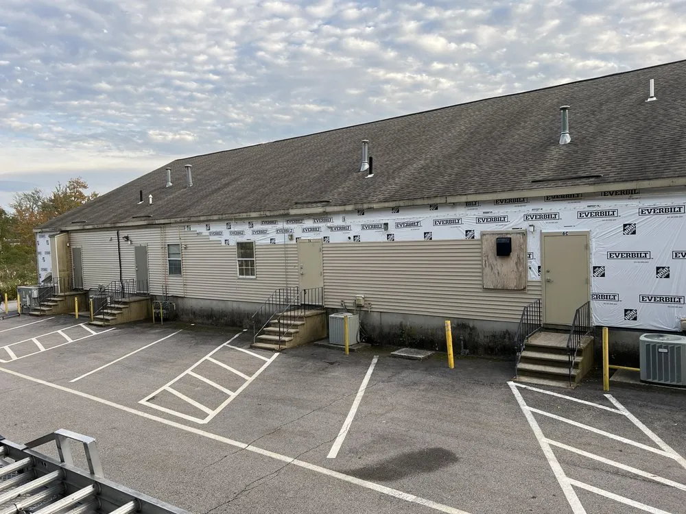 Slide of Top Notch Roofing