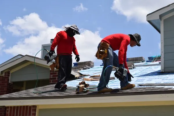 Top Notch Roofing Logo
